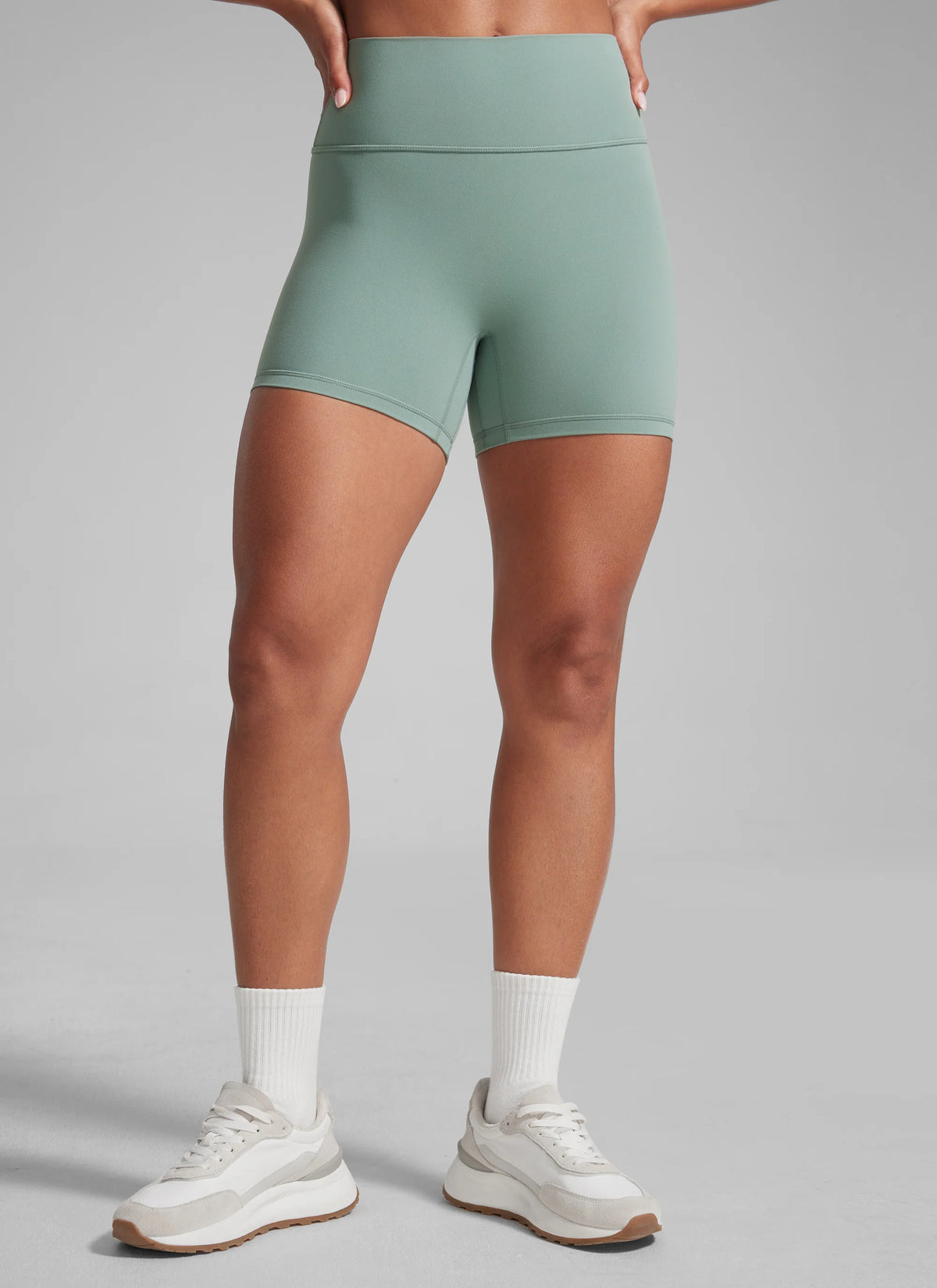 Secretsculpt™ No Front Seam Shorts 4''
